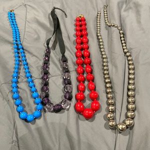 Thick bead necklaces